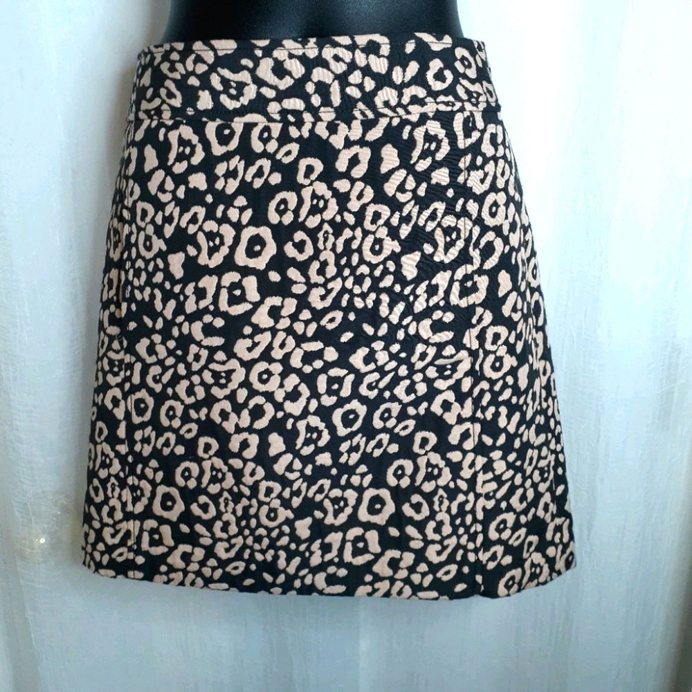 Ann Taylor LOFT‎ Black and Tan Geometric Mini Skirt